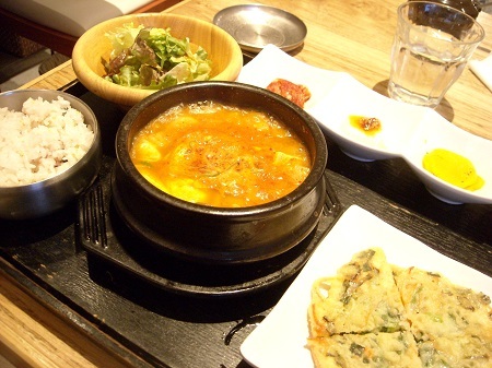 韓美膳のスンドゥブランチ