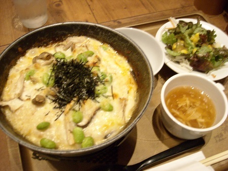 神戸元町ドリアのたっぷりきのこと枝豆の明太子クリームドリア